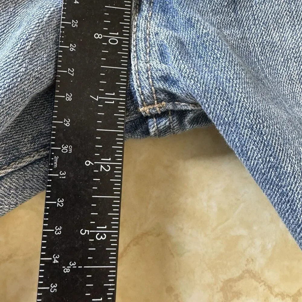 Levis 501 Button Fly Jeans Mens 33x32 Blue Denim Pants Faded Work Chore Office